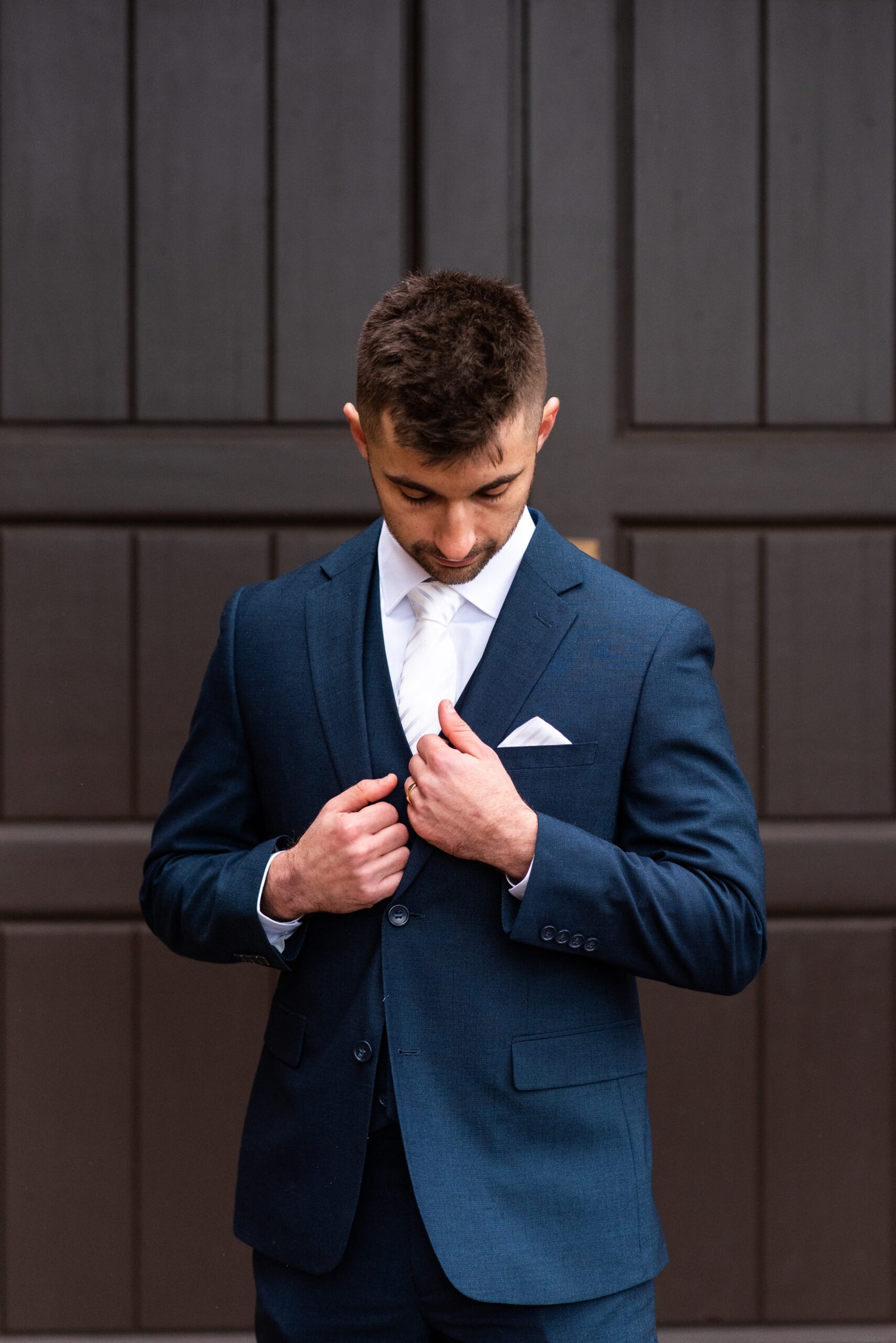 Which Fall Wedding Suits Are the Best?